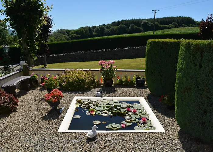 Weir View Bed and breakfast 3*